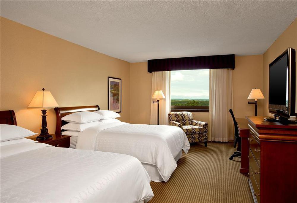 Sheraton Imperial Hotel Raleigh-Durham Airport At Research Triangle Park Room photo